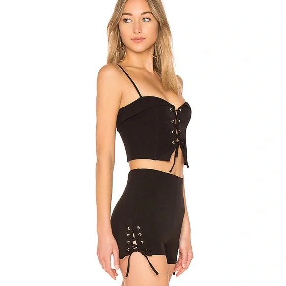 Revolve Set H:ours - Picture 2 of 6